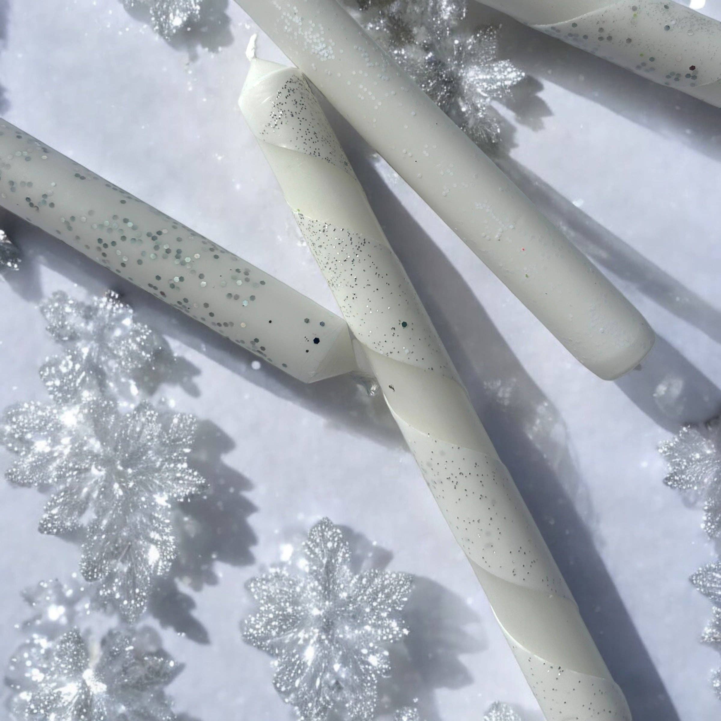 Snowflakes Dip Dye Dinner Candle - Set of 4