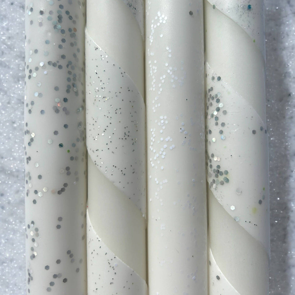 Snowflakes Dip Dye Dinner Candle - Set of 4
