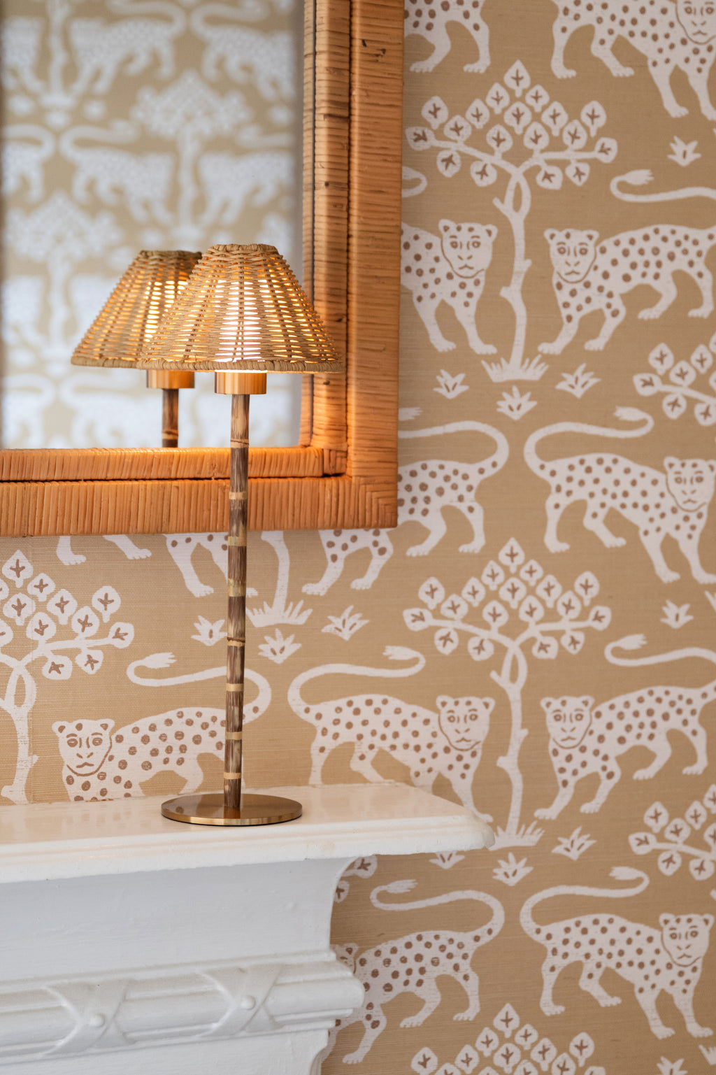 Babbington Table Light - Rechargeable
