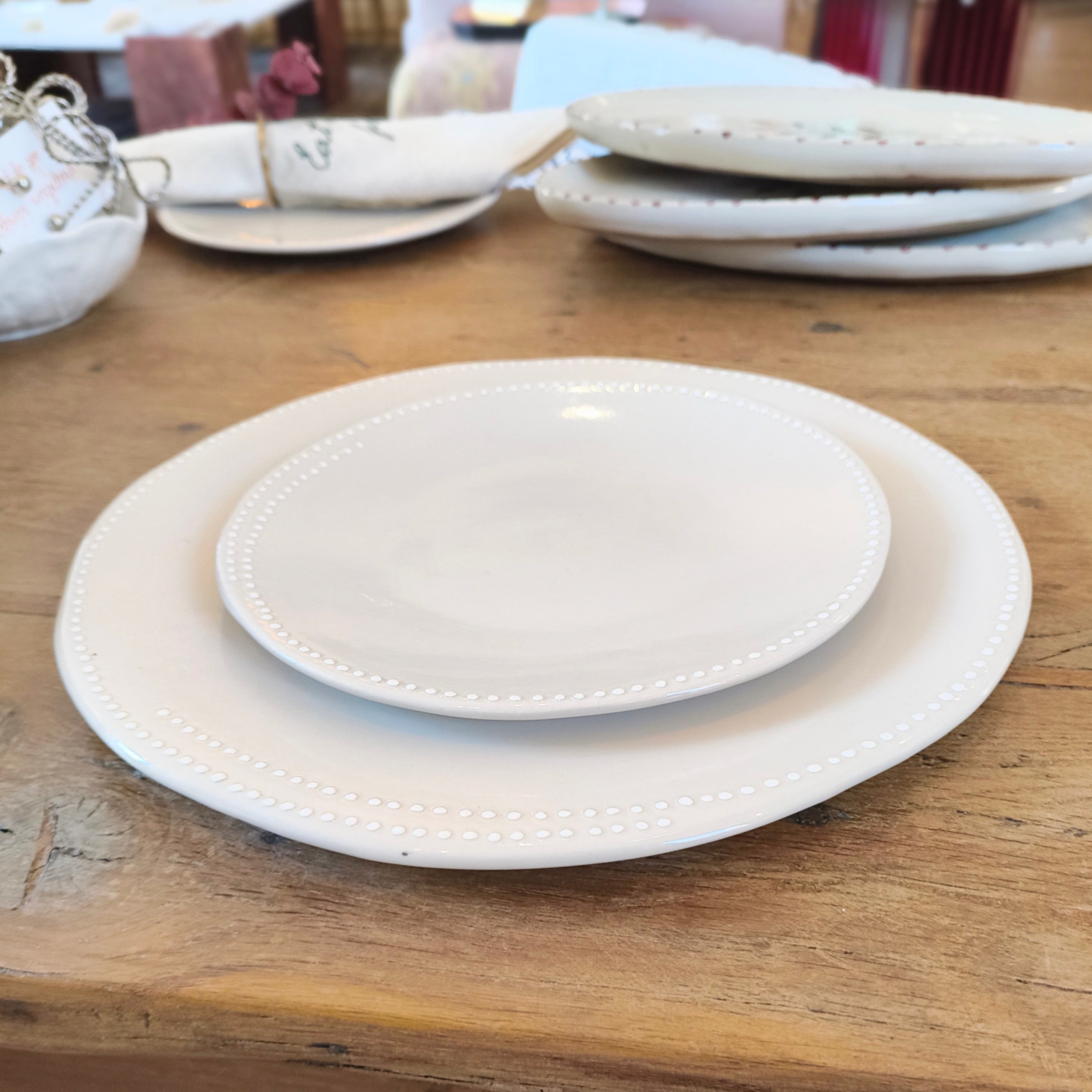 Fiorirà un Giardino Dots Dinner Plate - Cream