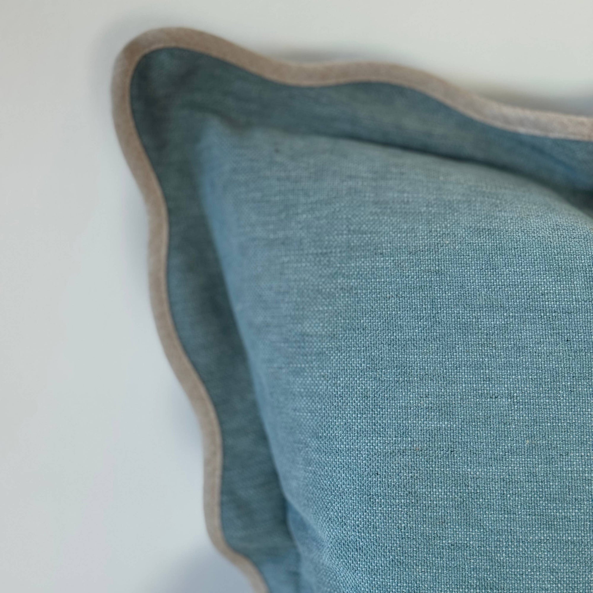 Scalloped_Edge_Cushion_Cover_Blue
