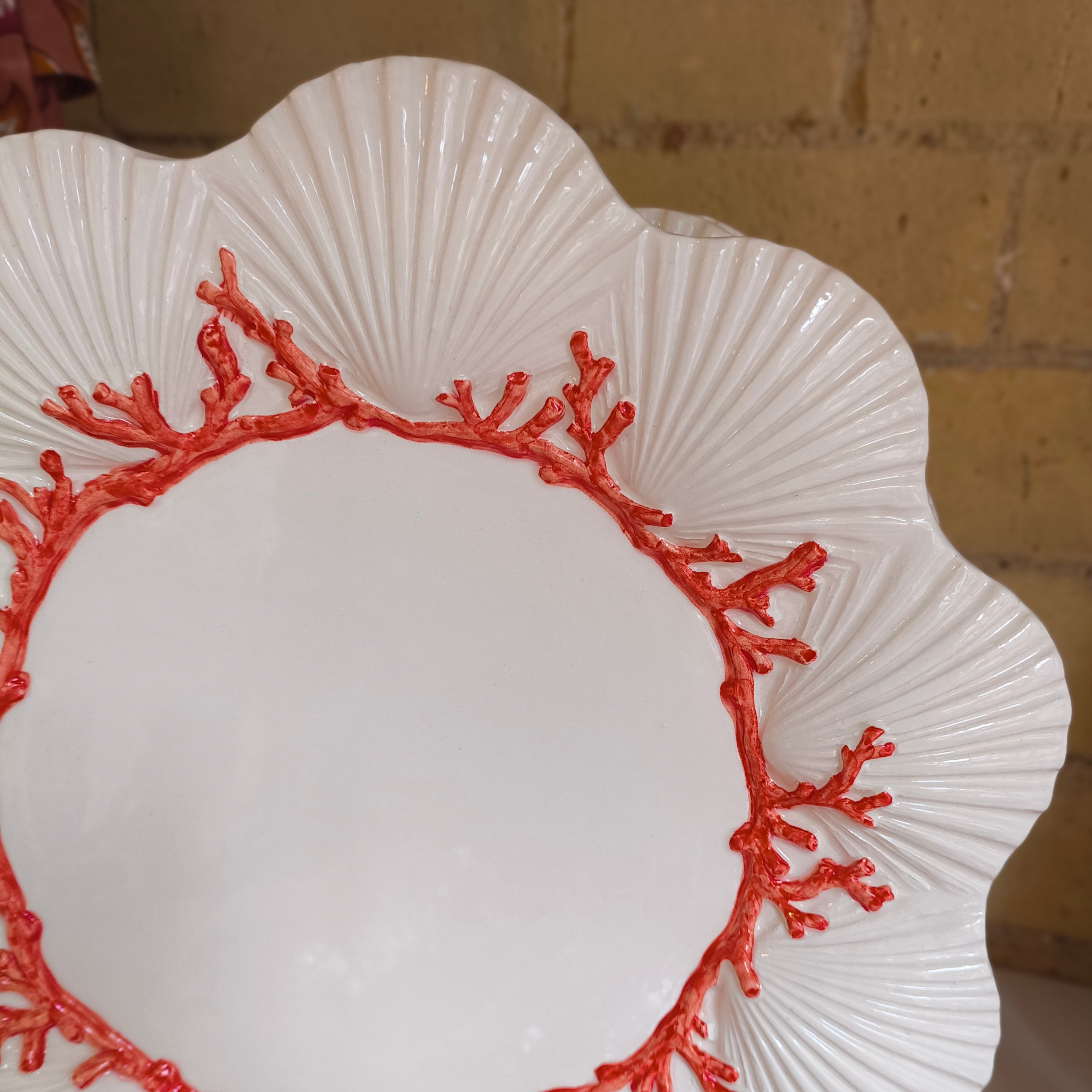 Shell Hand-Painted Dinner Plate - Les Ottomans