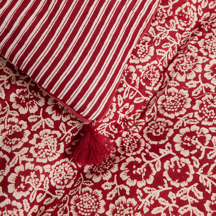 Kamala Garnet sofa cover, view 4