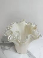 Large ivory Murano glass handkerchief vase, product photo 6