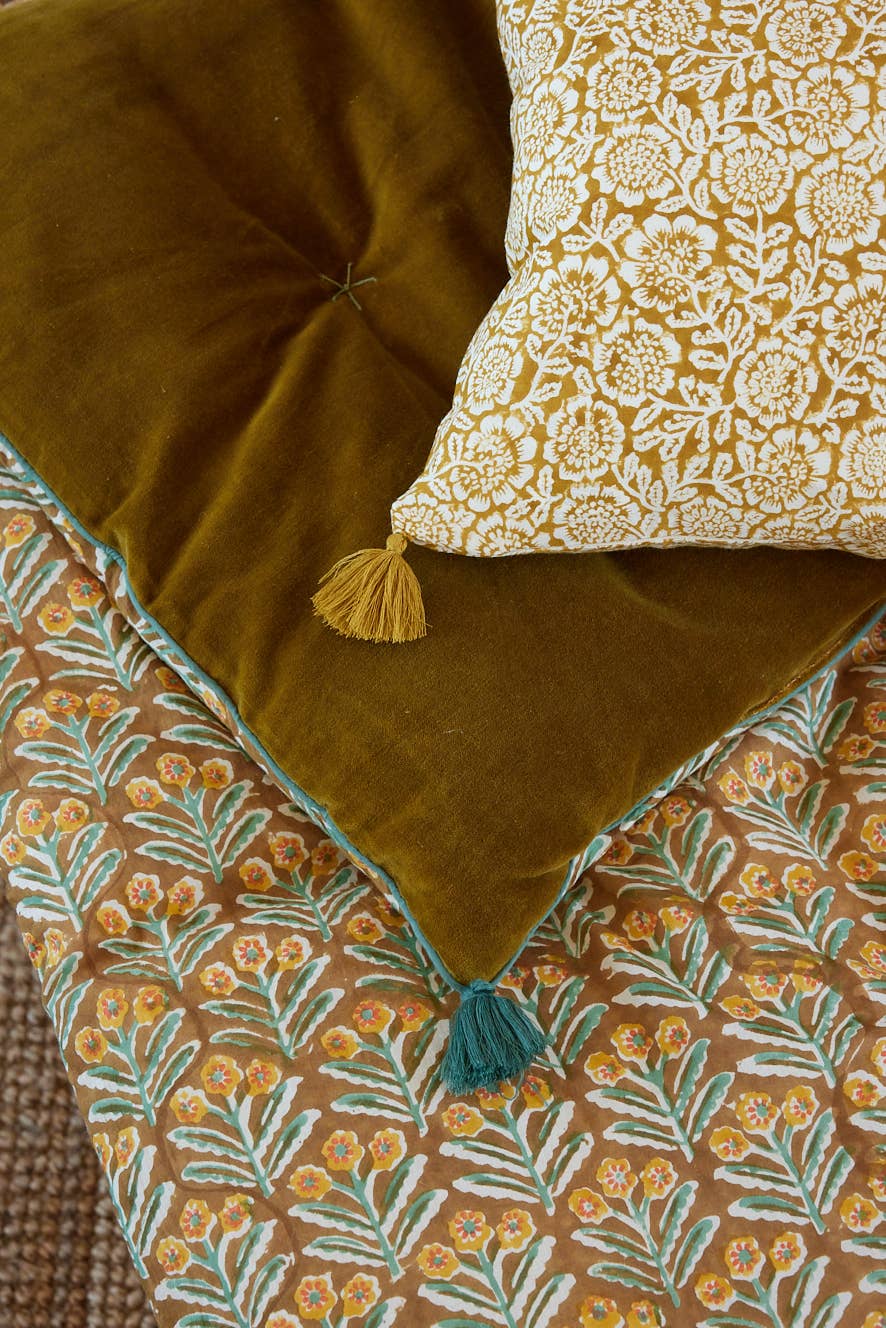 Mahal Bronze sofa cover, view 3