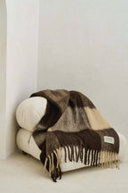 Reykjavik Throw in dark earth brown, view 3