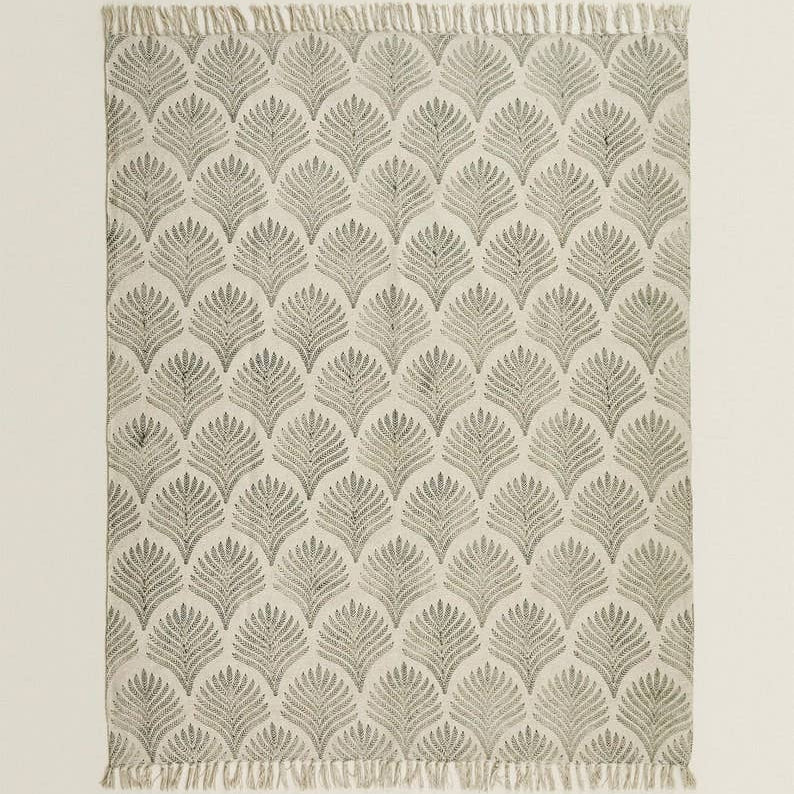 Textile with geometric pattern on a plain background